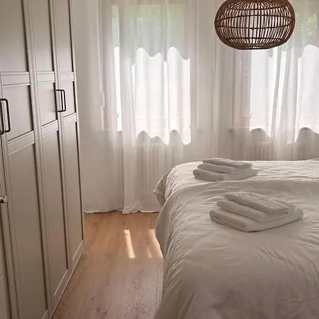 Frisch Renovierte Apartment *